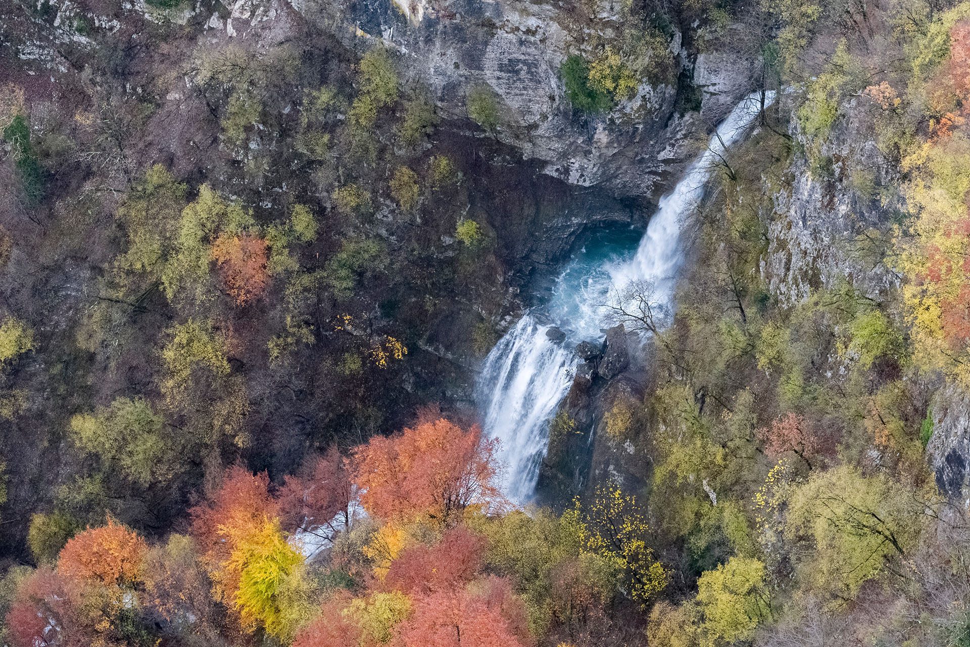 Emerald Paradise still — Soča Valley scene 1